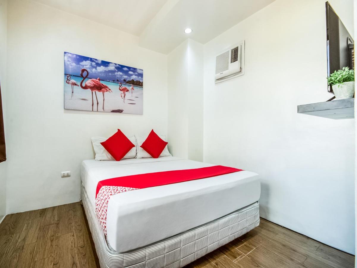 Oyo 443 Maria Cristina Arcade Suites Cebu Екстер'єр фото