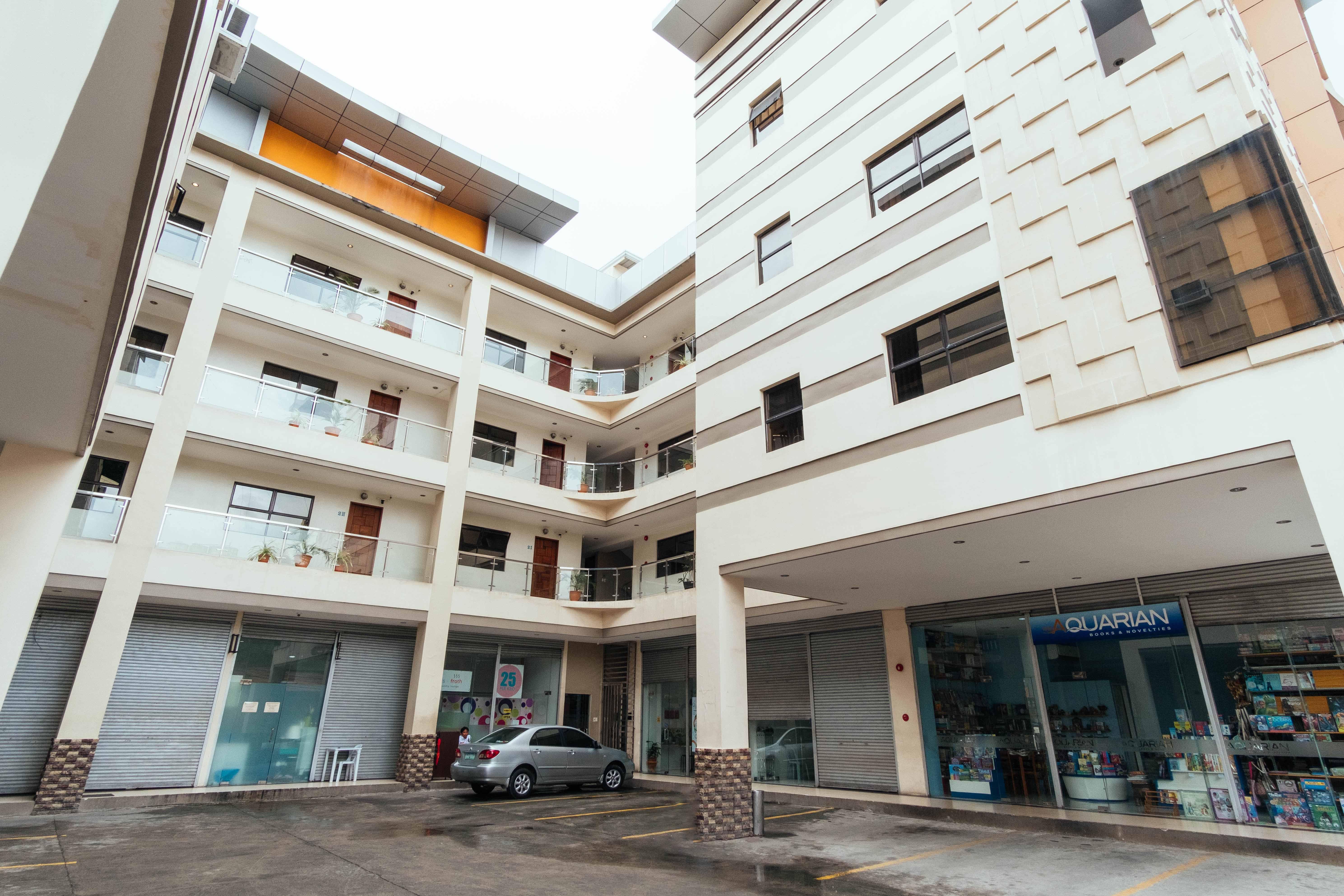 Oyo 443 Maria Cristina Arcade Suites Cebu Екстер'єр фото